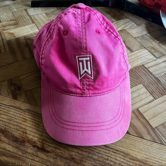 Nike Other - vtg Nike Tiger Woods collection baseball cap hat pink